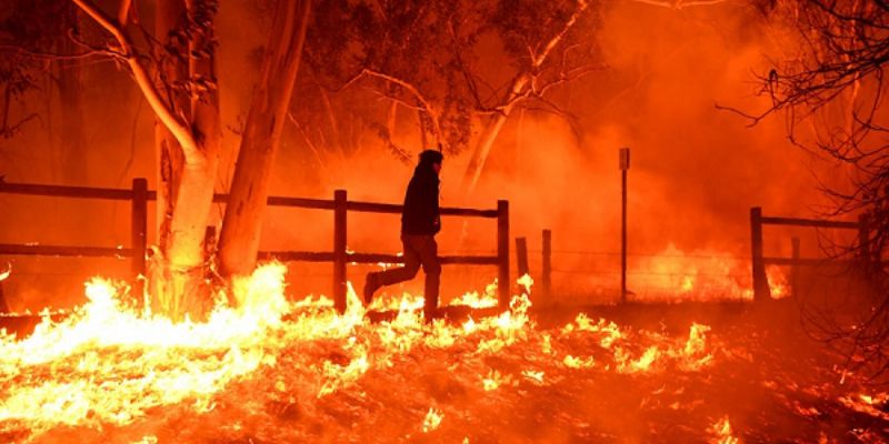 Nằm mơ thấy lửa là điềm báo xui hay hên - nên đánh số nào? 2 Ngủ mơ thấy đang nhảy trên đống lửa